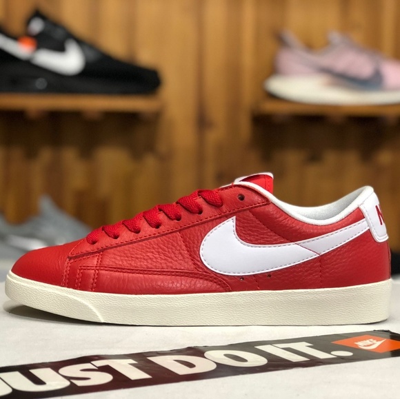 NEW Nike Blazer Low Premium - Picture 2 of 8
